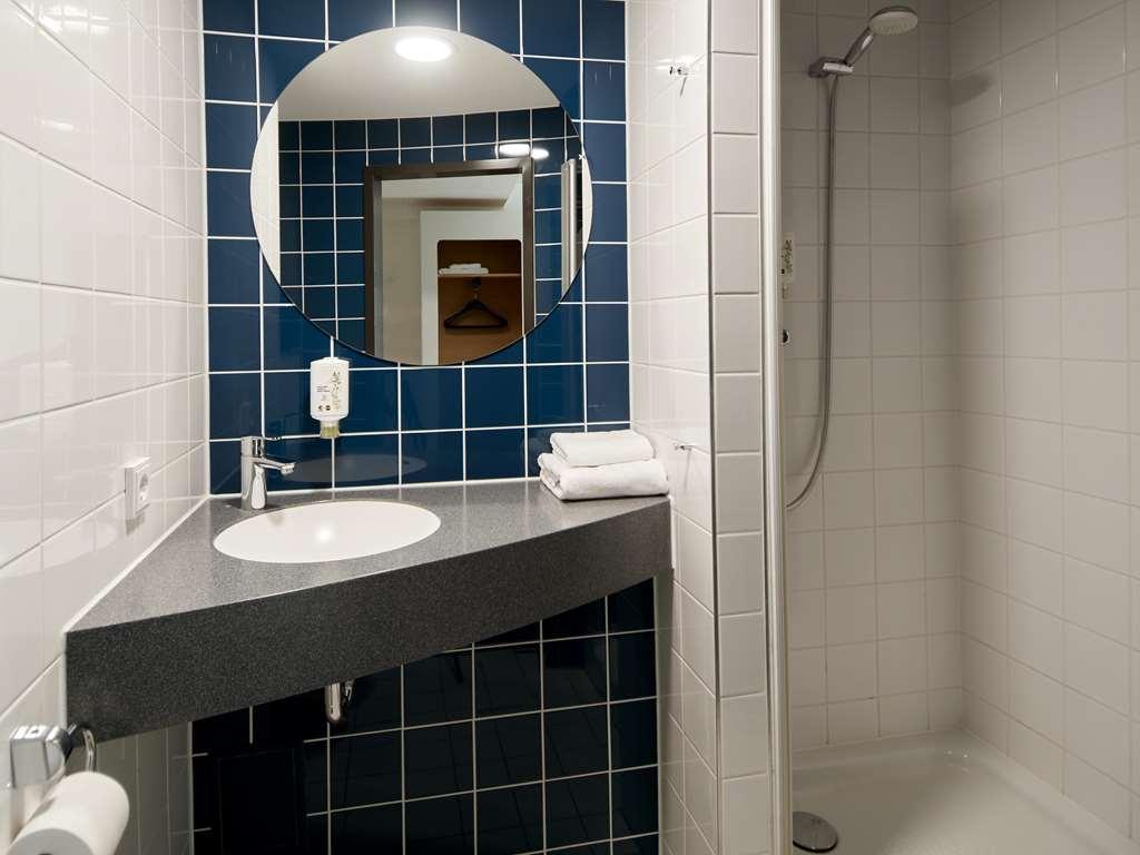 באד הומבורג וור דר הואה B&B Hotel Bad Homburg חדר תמונה